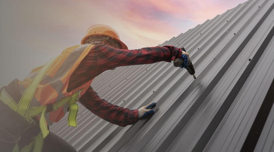 Professional gutter cleaning in Crosby, MS